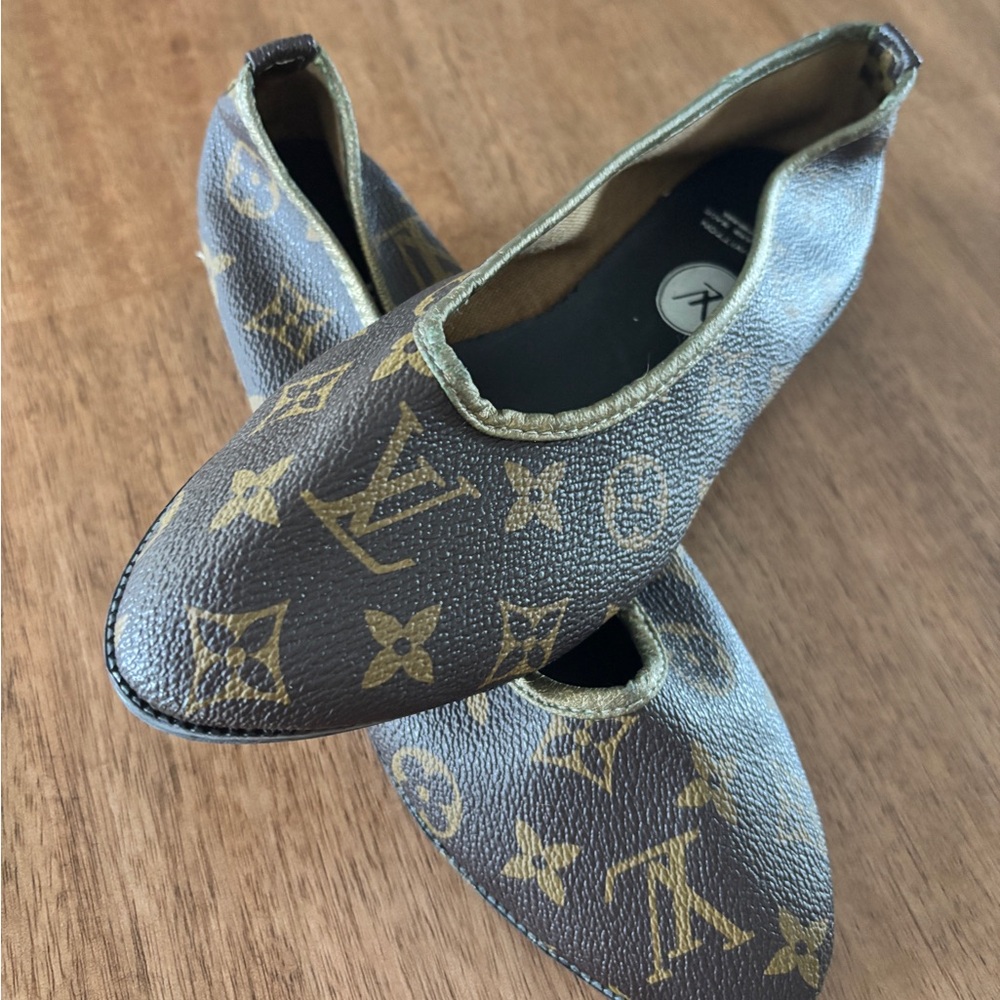 SOLD ❌ LV Monogram Ballet Flats